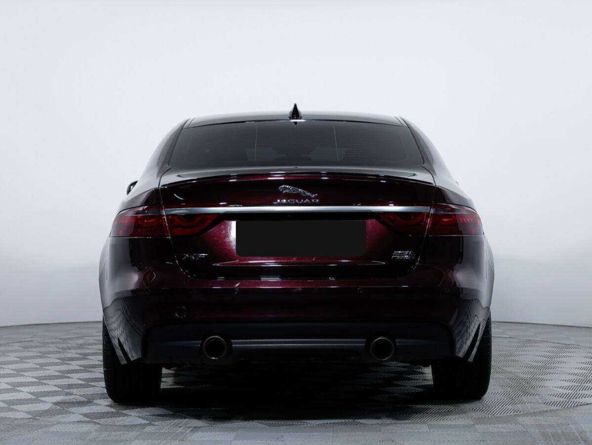 Jaguar XF 2017 года с пробегом. Фото: #5