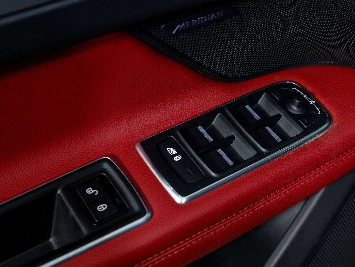 Jaguar XF 2017 года с пробегом. Фото: #27