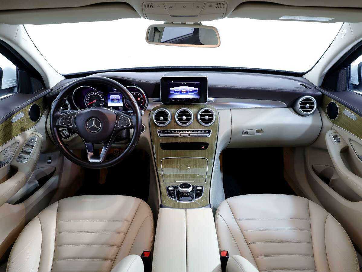 Mercedes-Benz C-Класс 2015 года с пробегом. Фото: #9