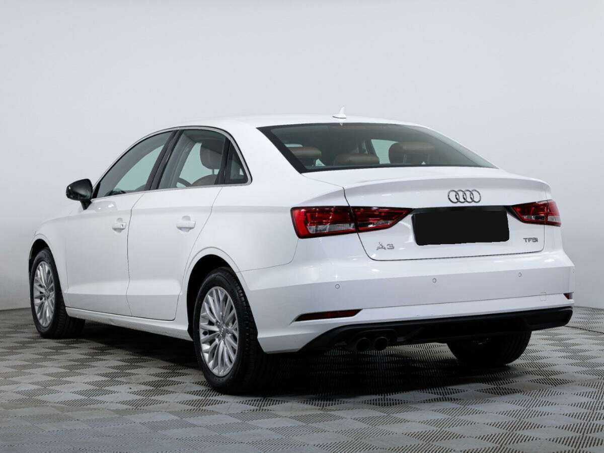 Audi A3 2018 года с пробегом. Фото: #5