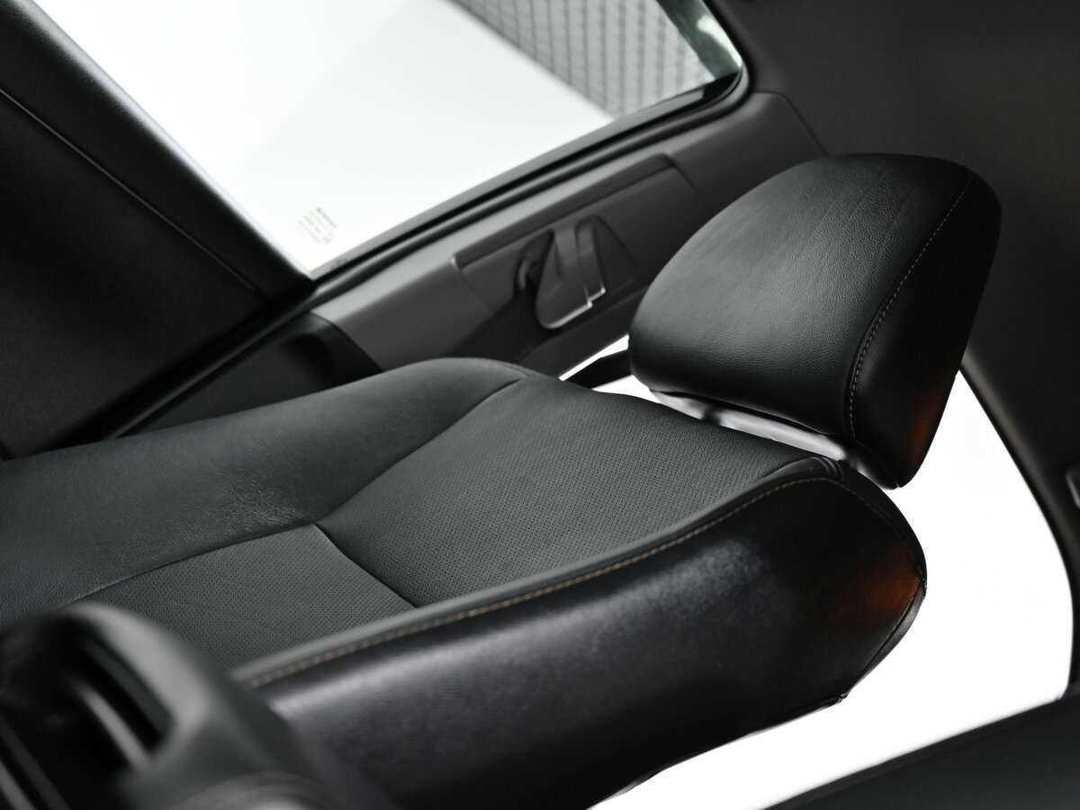 Б/У Тойота Камри 2015 года. Фото: #12