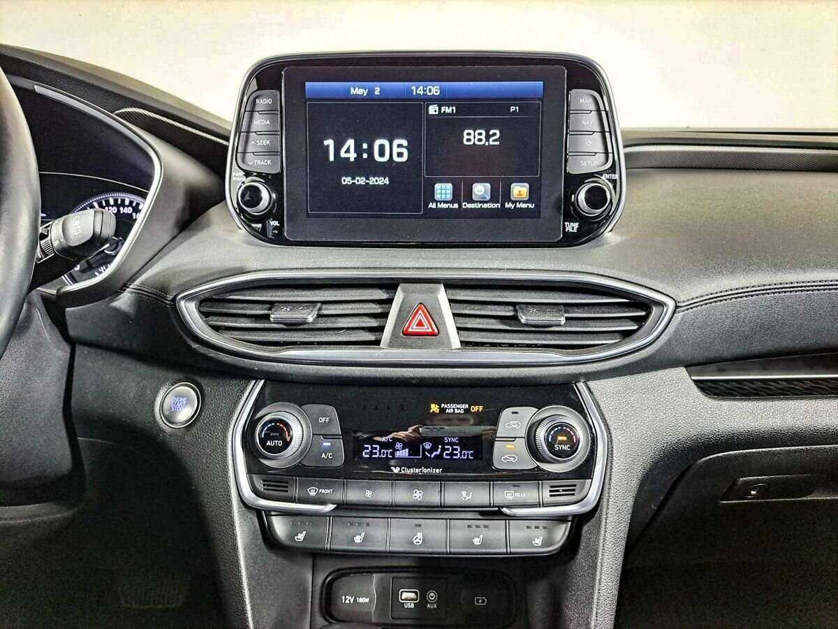 Hyundai Santa Fe 2019 года с пробегом. Фото: #12