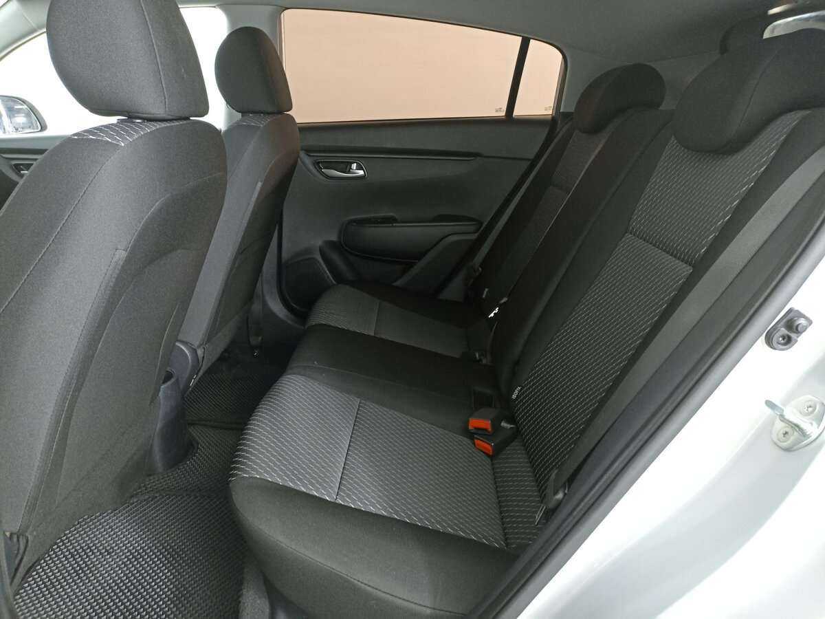 Б/У Киа Рио 2019 года. Фото: #9