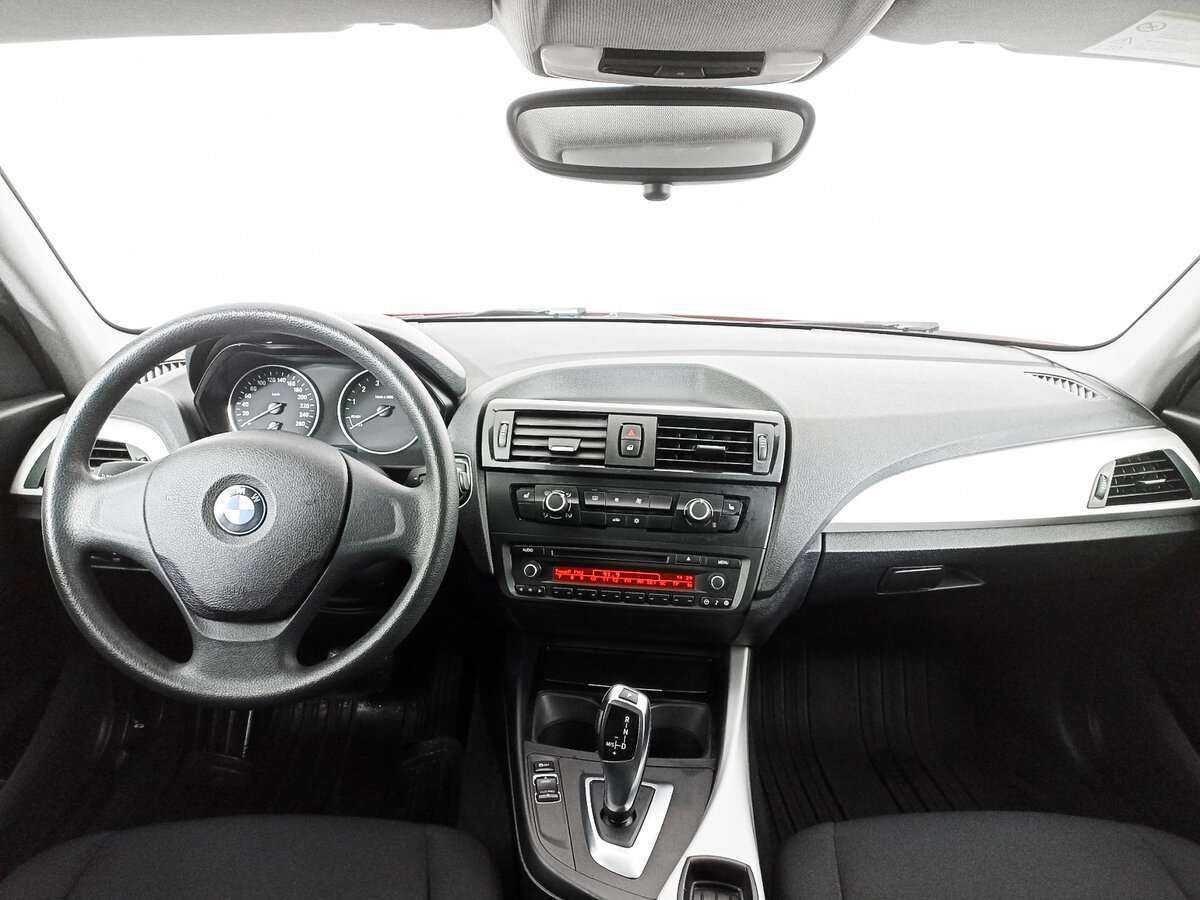 BMW 1 серии 2012 года с пробегом. Фото: #9