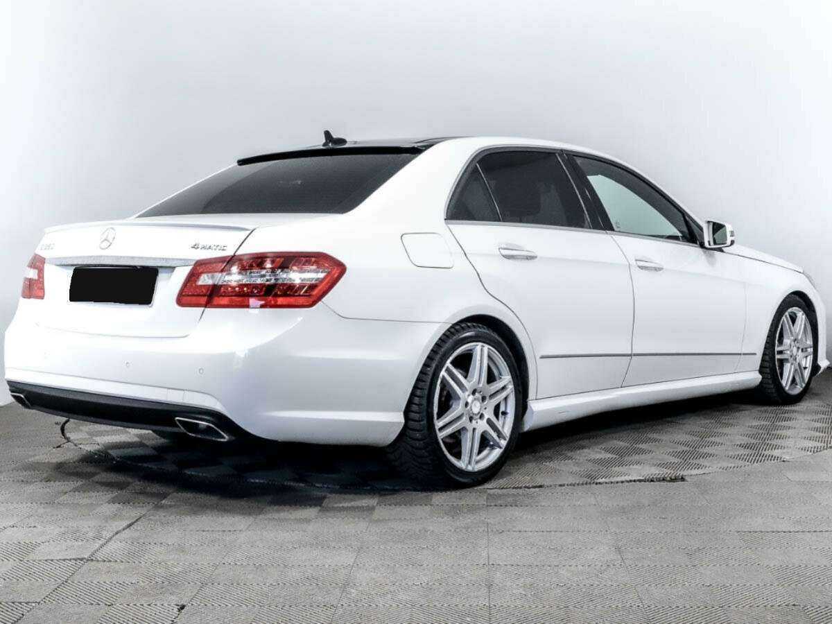 Mercedes-Benz E-Класс 2012 года с пробегом. Фото: #3