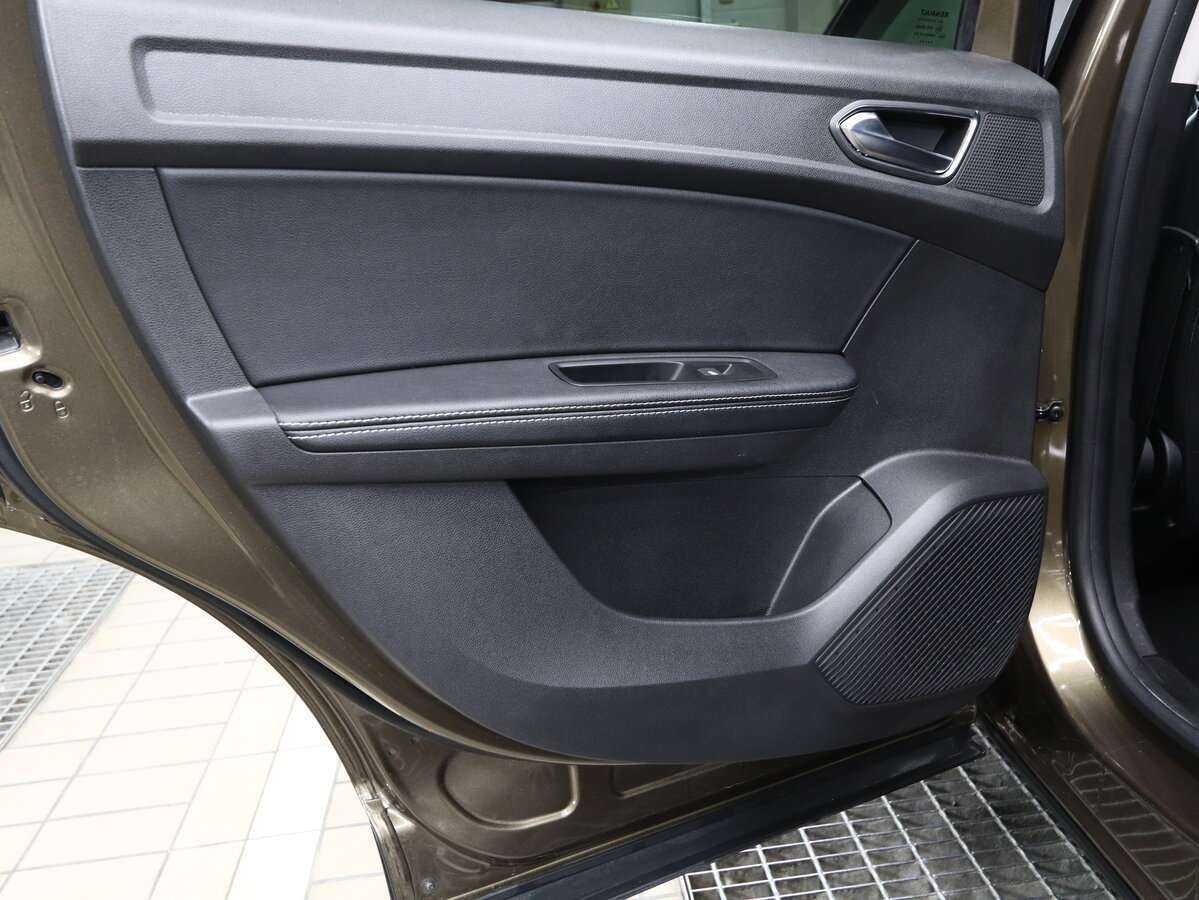 Б/У Рено Аркана 2021 года. Фото: #11