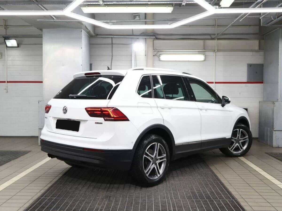 Volkswagen Tiguan 2018 года с пробегом. Фото: #1