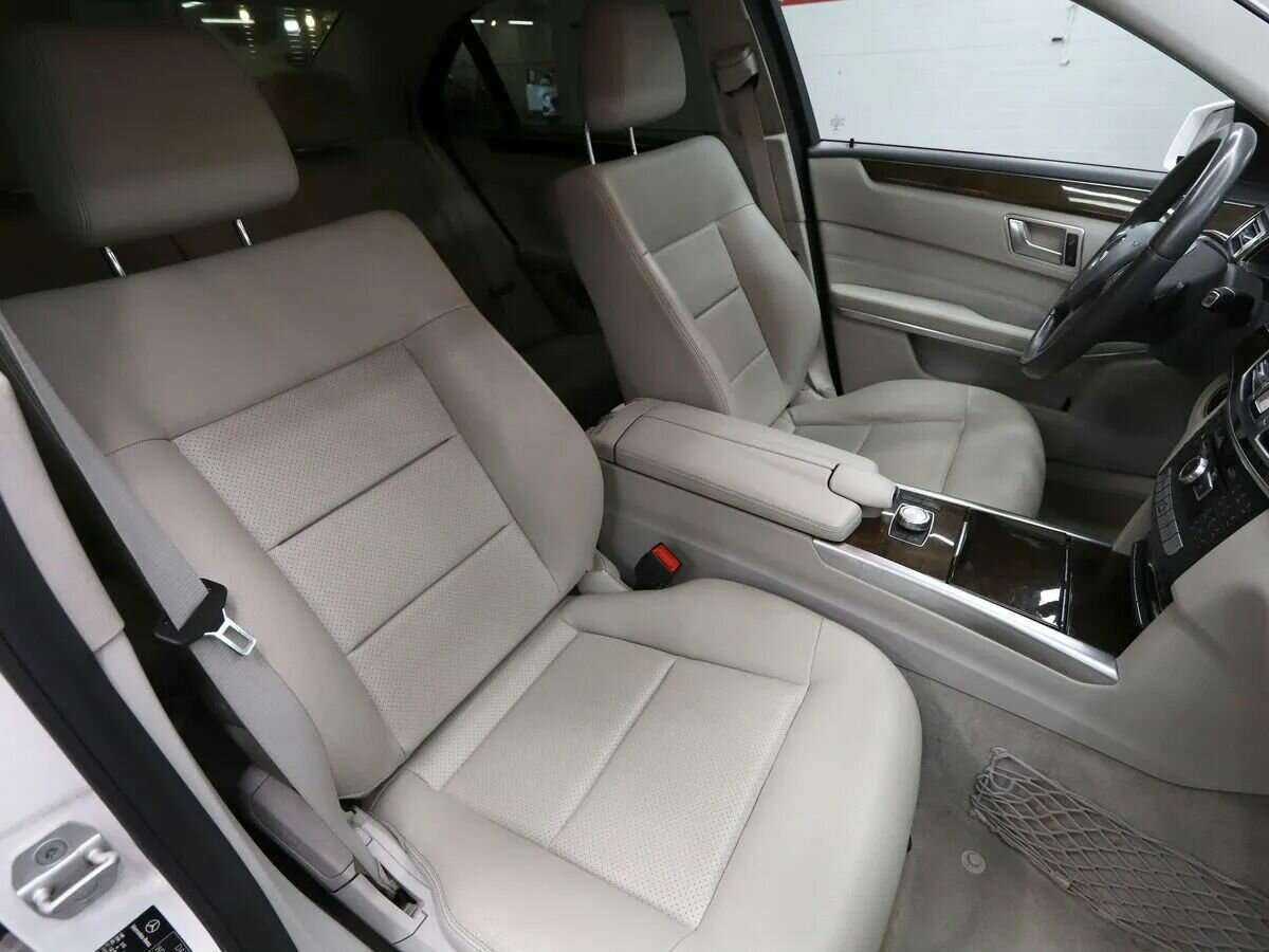 Mercedes-Benz E-Класс 2014 года с пробегом. Фото: #17