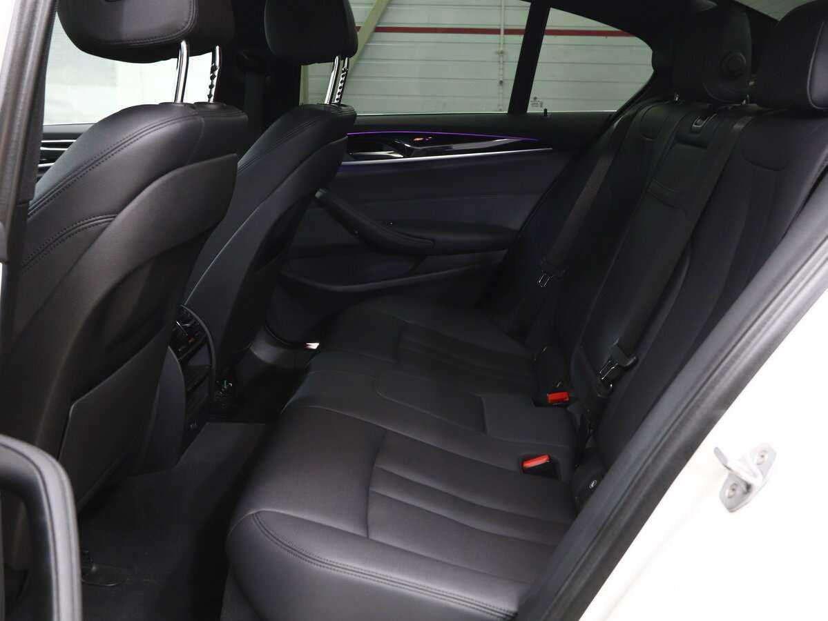 BMW 5 серии 2017 года с пробегом. Фото: #19