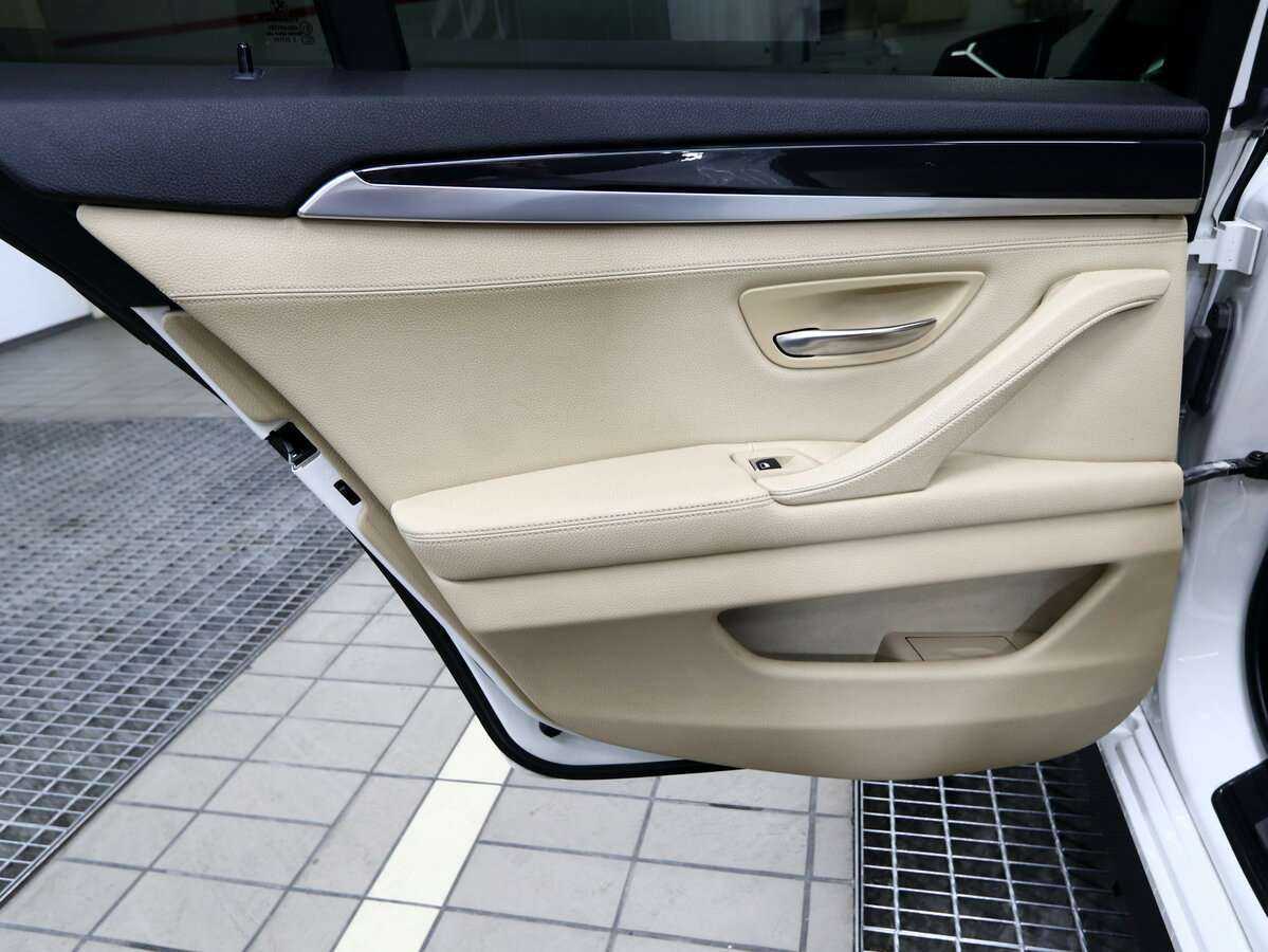 BMW 5 серии 2012 года с пробегом. Фото: #10