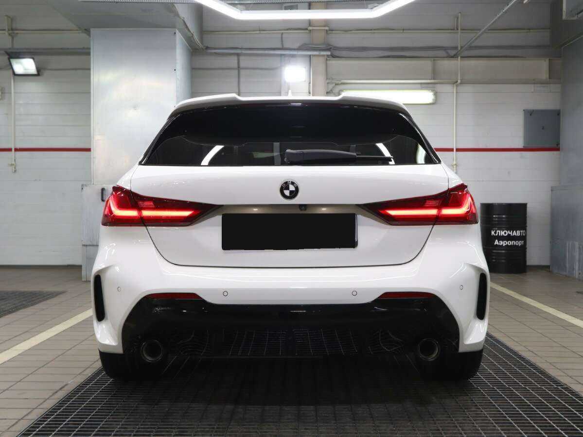 BMW 1 серии 2019 года с пробегом. Фото: #3