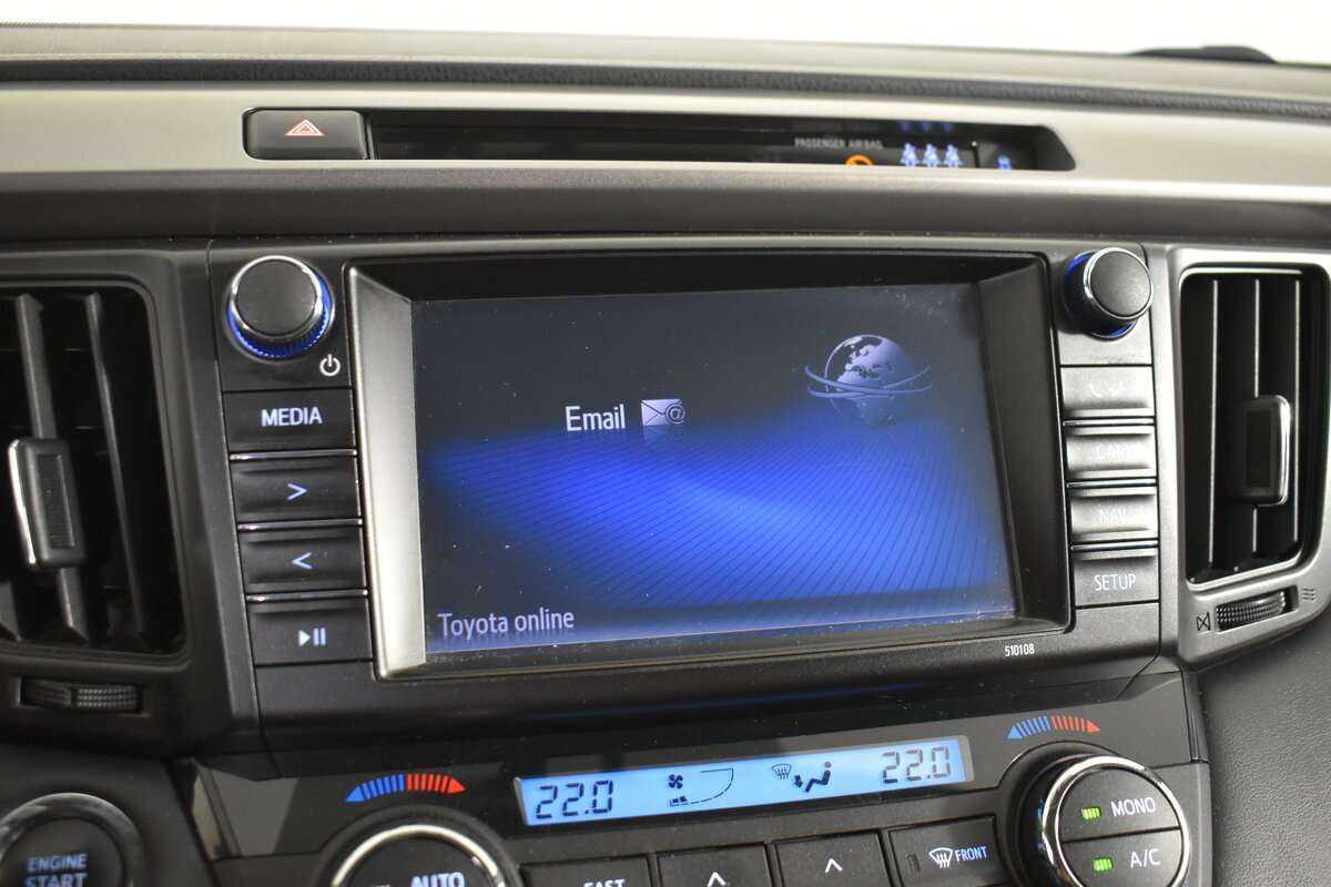 Toyota RAV4 2019 года с пробегом. Фото: #19