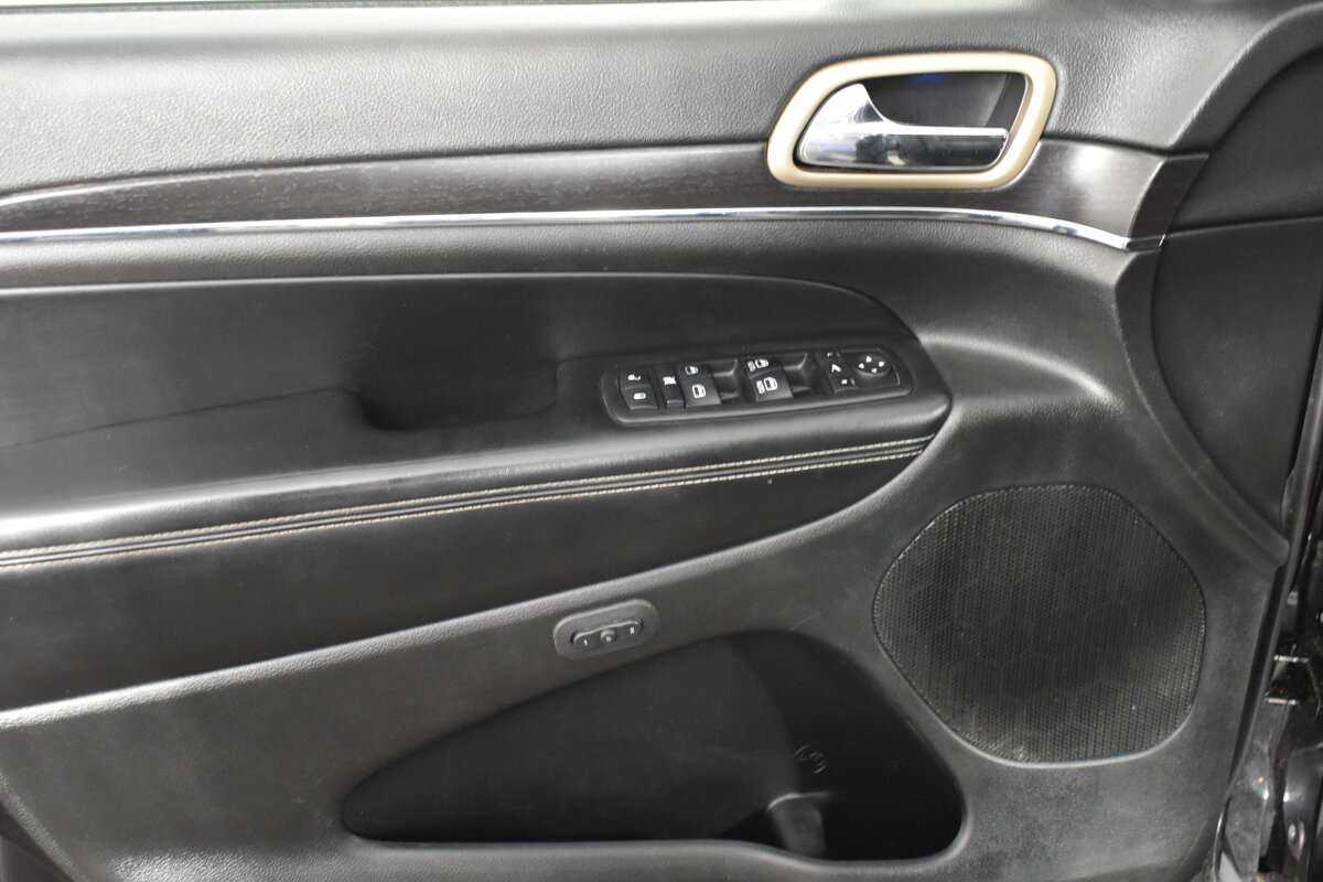 Jeep Grand Cherokee 2014 года с пробегом. Фото: #22