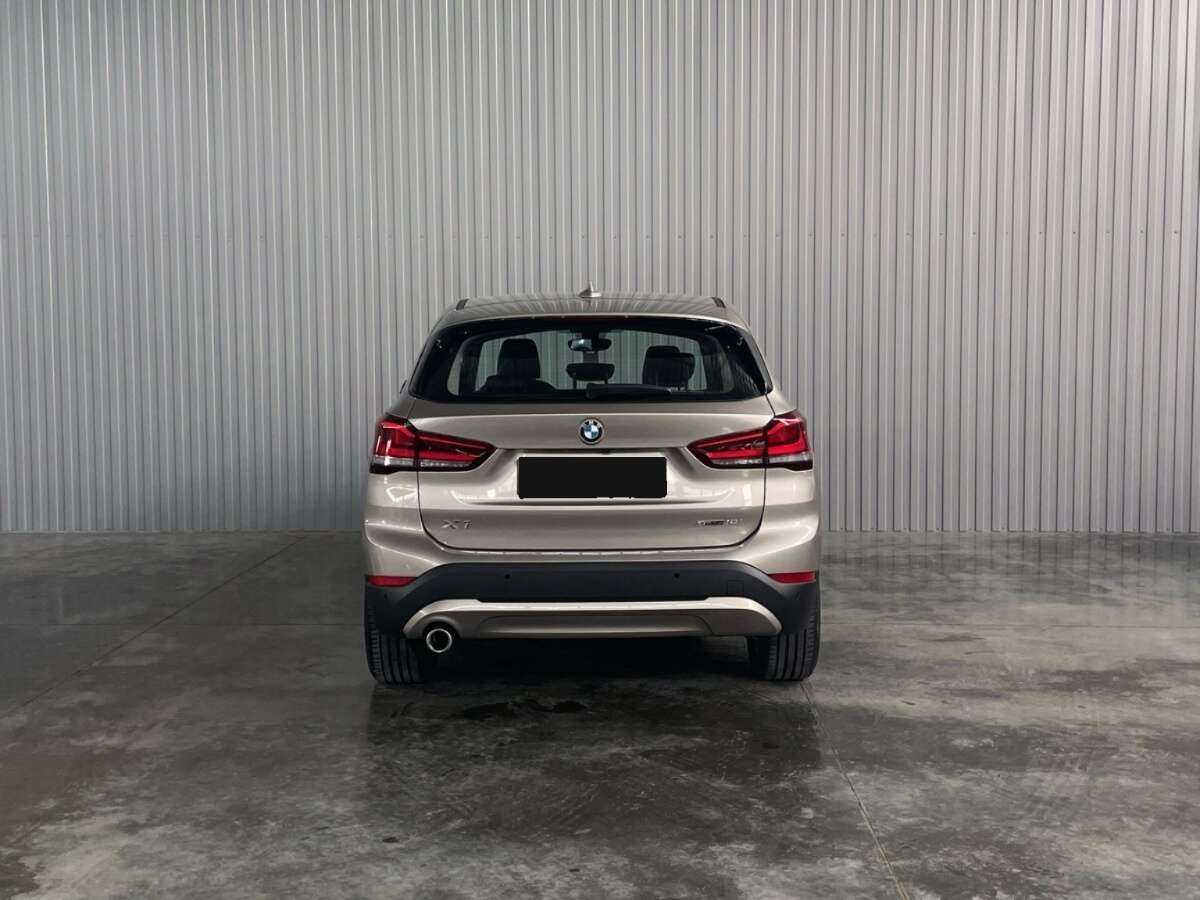 BMW X1 2021 года с пробегом. Фото: #5