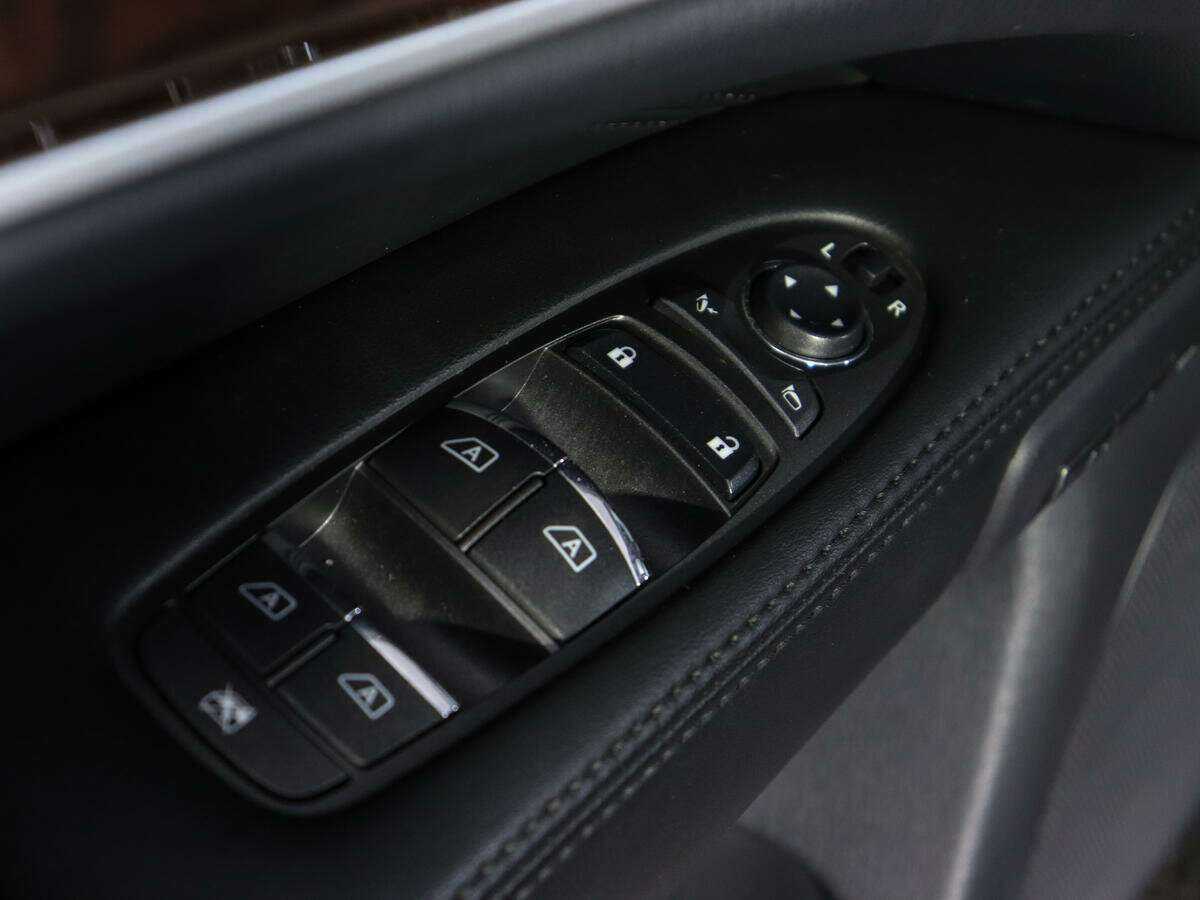 Infiniti QX60 2015 года с пробегом. Фото: #18