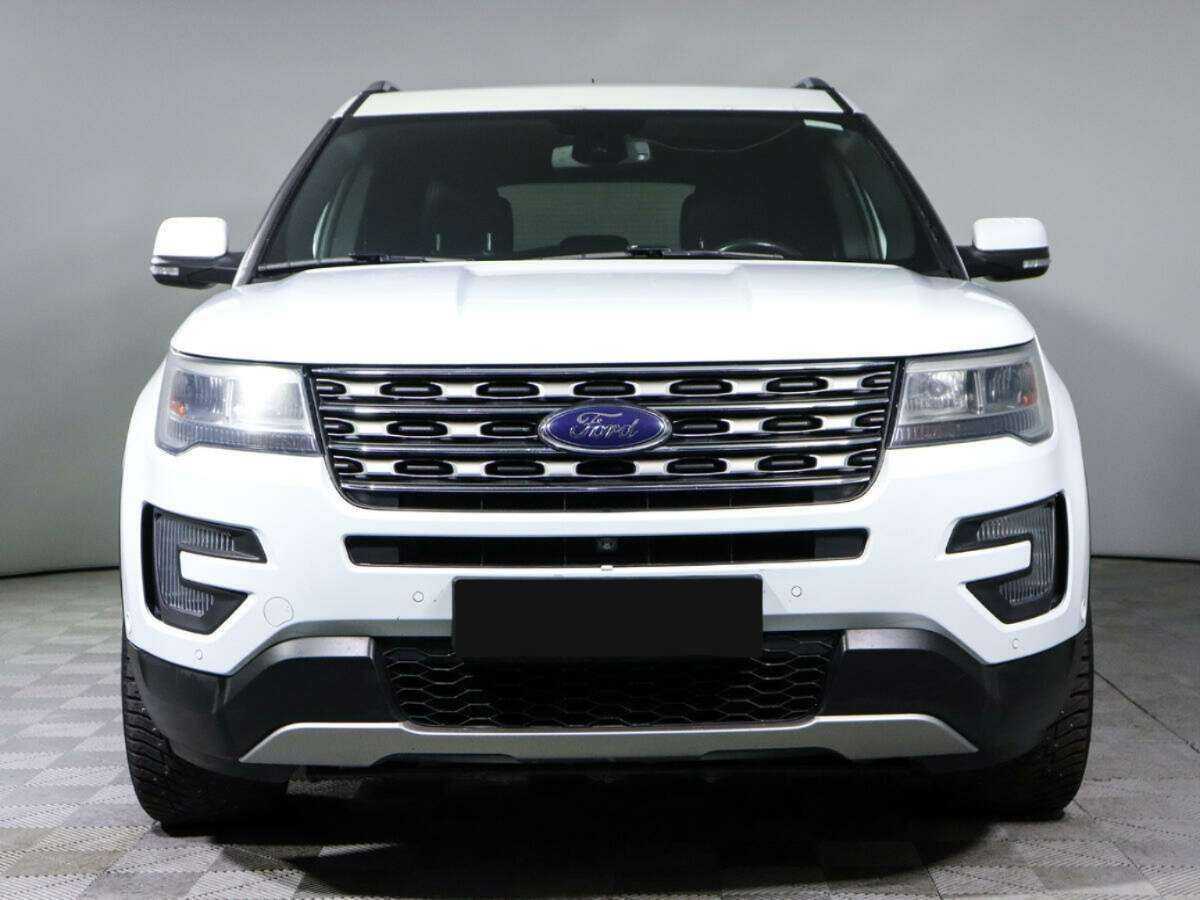 Ford Explorer 2016 года с пробегом. Фото: #1