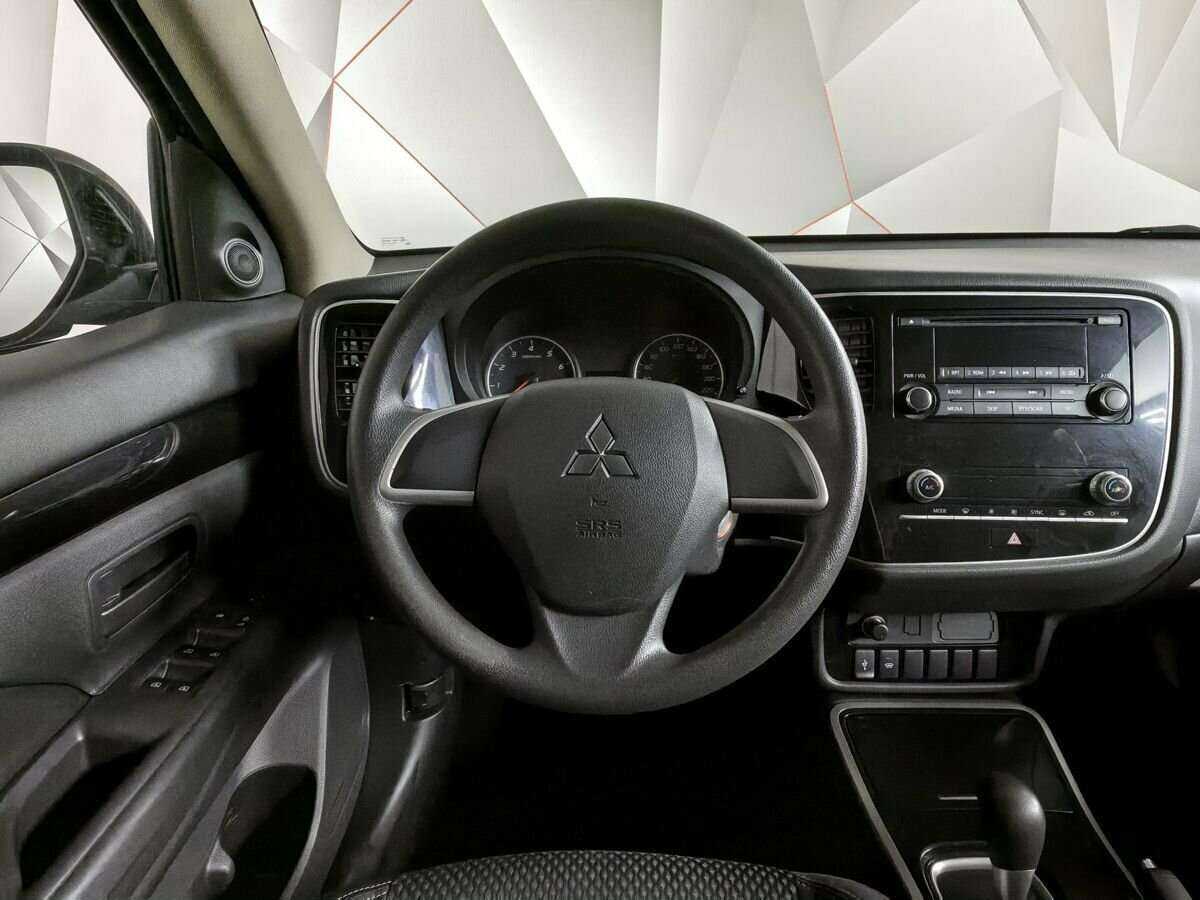 Mitsubishi Outlander 2020 года с пробегом. Фото: #13