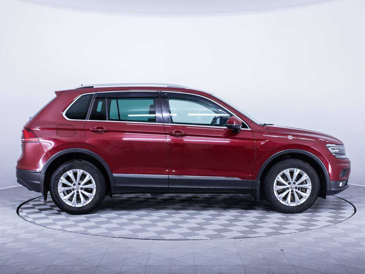 Volkswagen Tiguan 2017 года с пробегом. Фото: #3