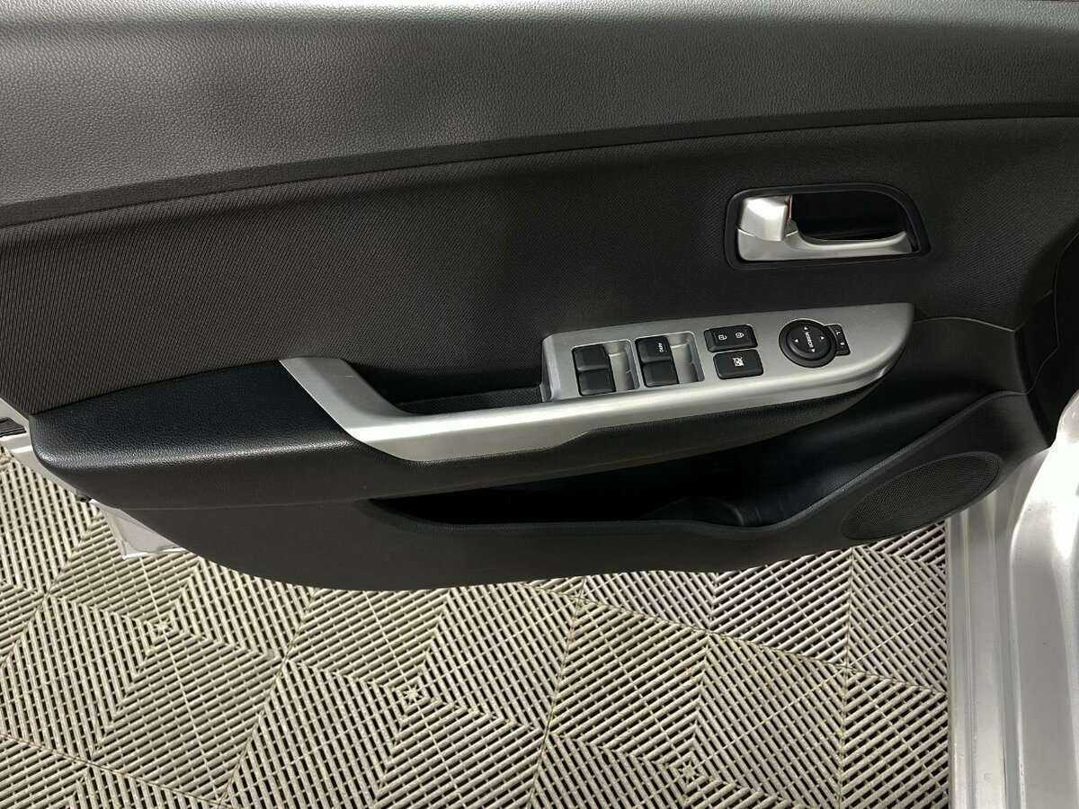 Б/У Киа Рио 2013 года. Фото: #7