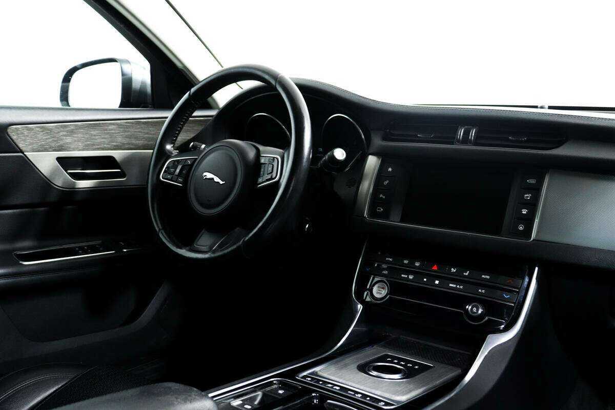 Jaguar XF 2016 года с пробегом. Фото: #8