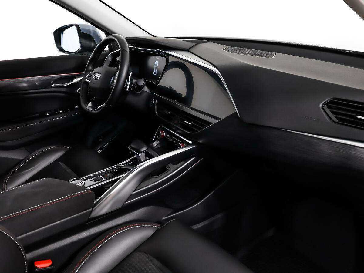 Geely Tugella 2022 года с пробегом. Фото: #13