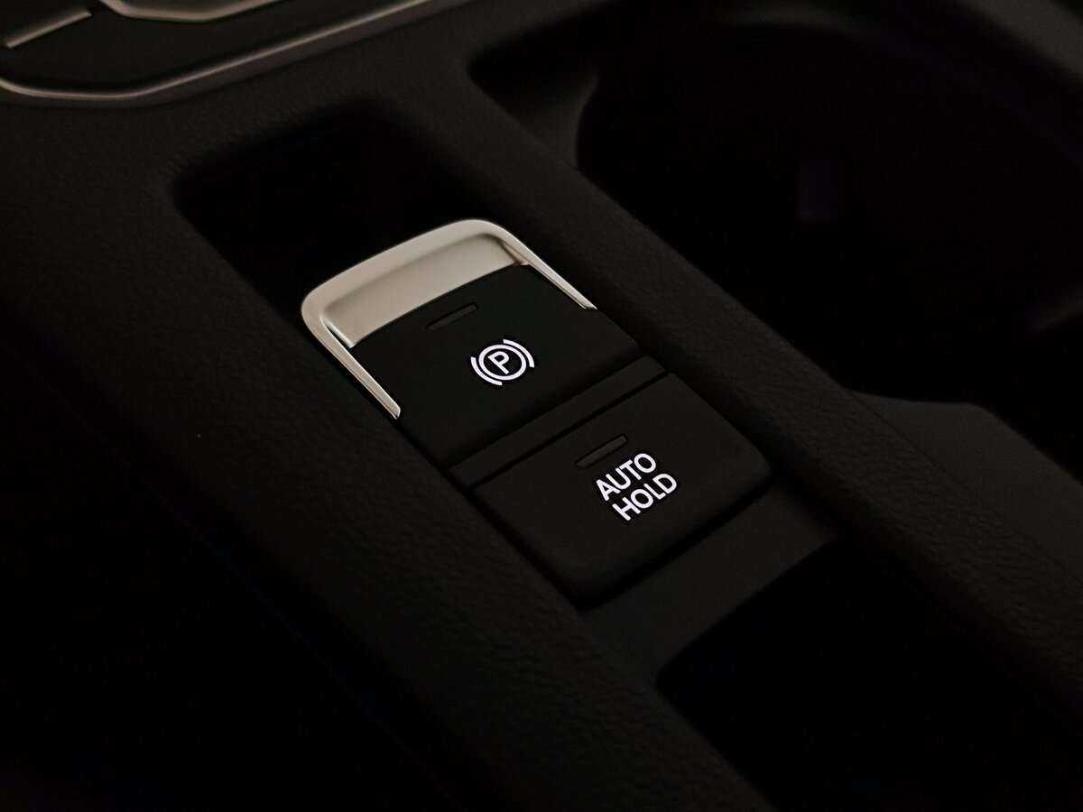 Volkswagen Passat 2019 года с пробегом. Фото: #20