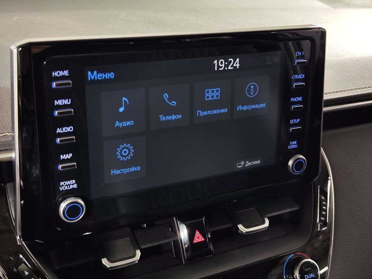 Б/У Тойота Королла 2019 года. Фото: #12