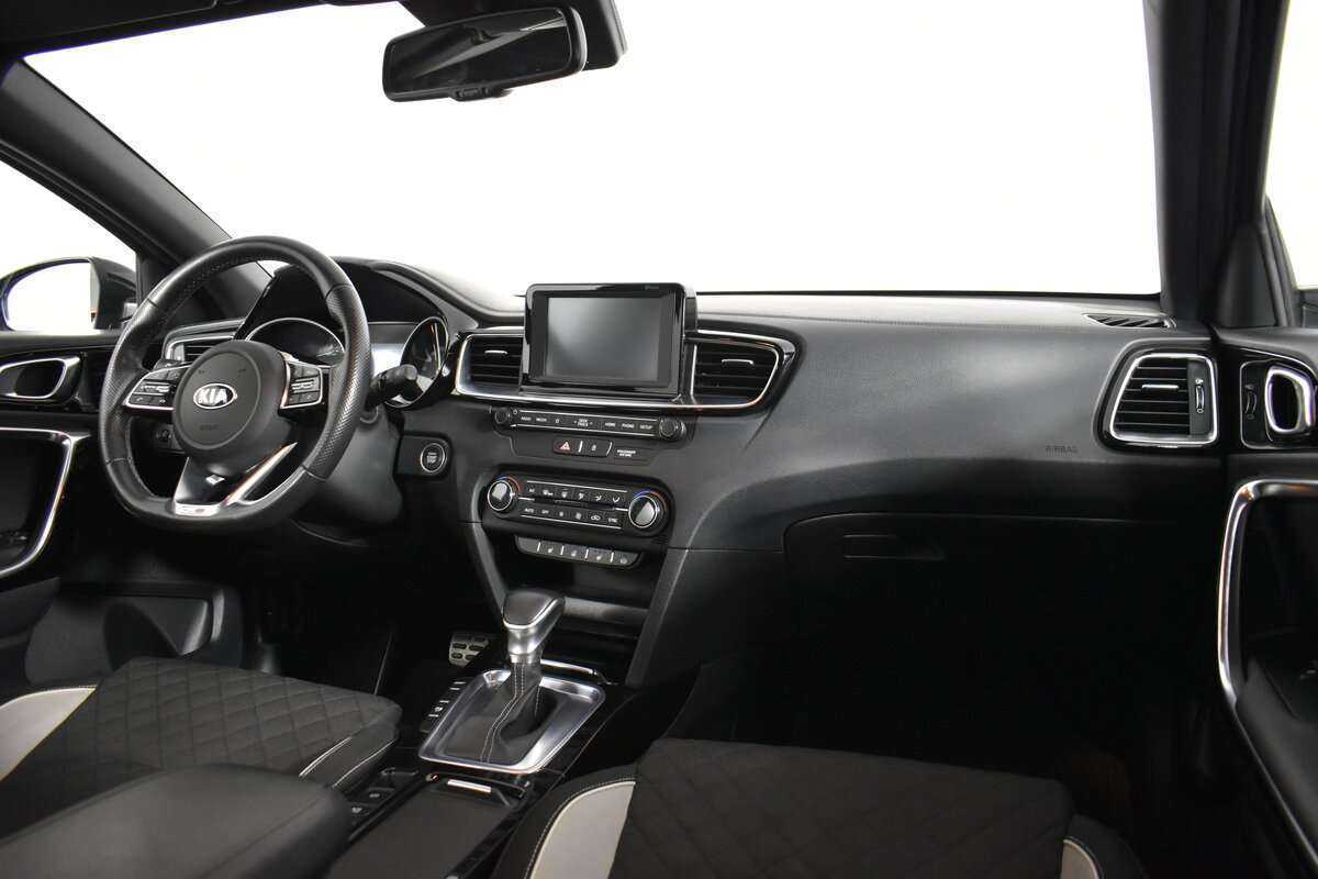 Kia Proceed 2019 года с пробегом. Фото: #9