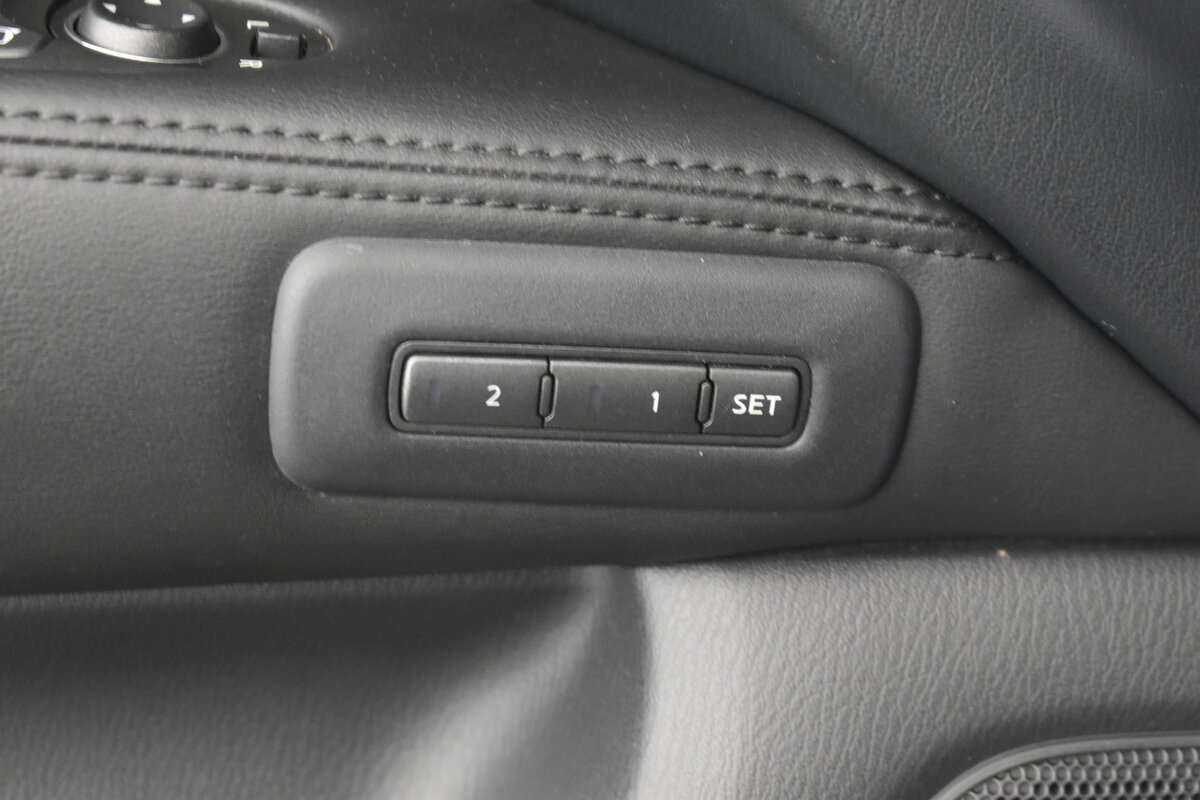 Infiniti QX60 2015 года с пробегом. Фото: #9