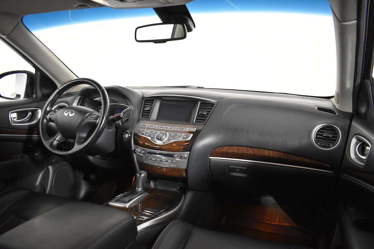 Infiniti QX60 2015 года с пробегом. Фото: #16