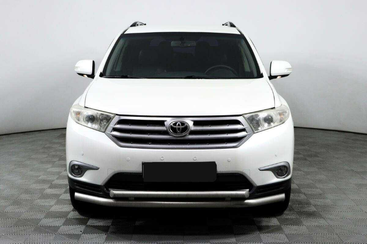 Toyota Highlander 2012 года с пробегом. Фото: #1