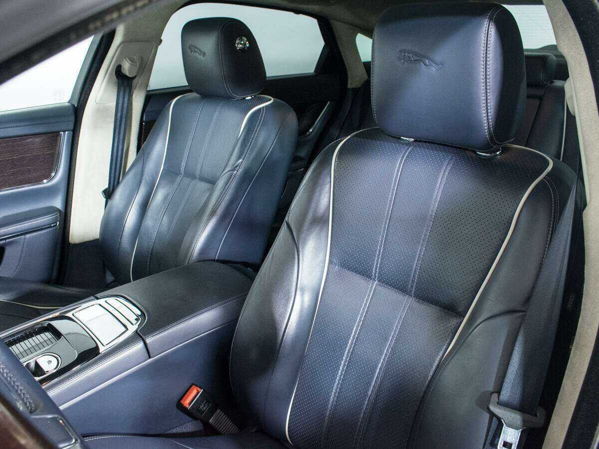 Jaguar XJ 2014 года с пробегом. Фото: #17