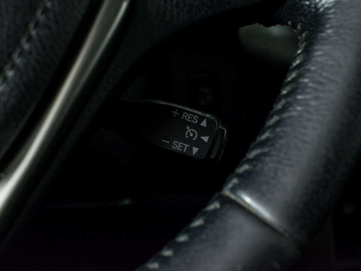 Б/У Тойота Рав4 2013 года. Фото: #15