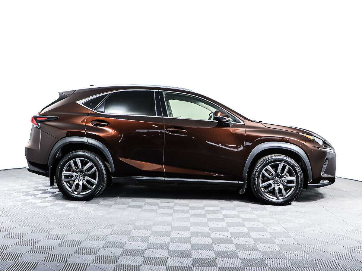 Lexus NX 2018 года с пробегом. Фото: #3