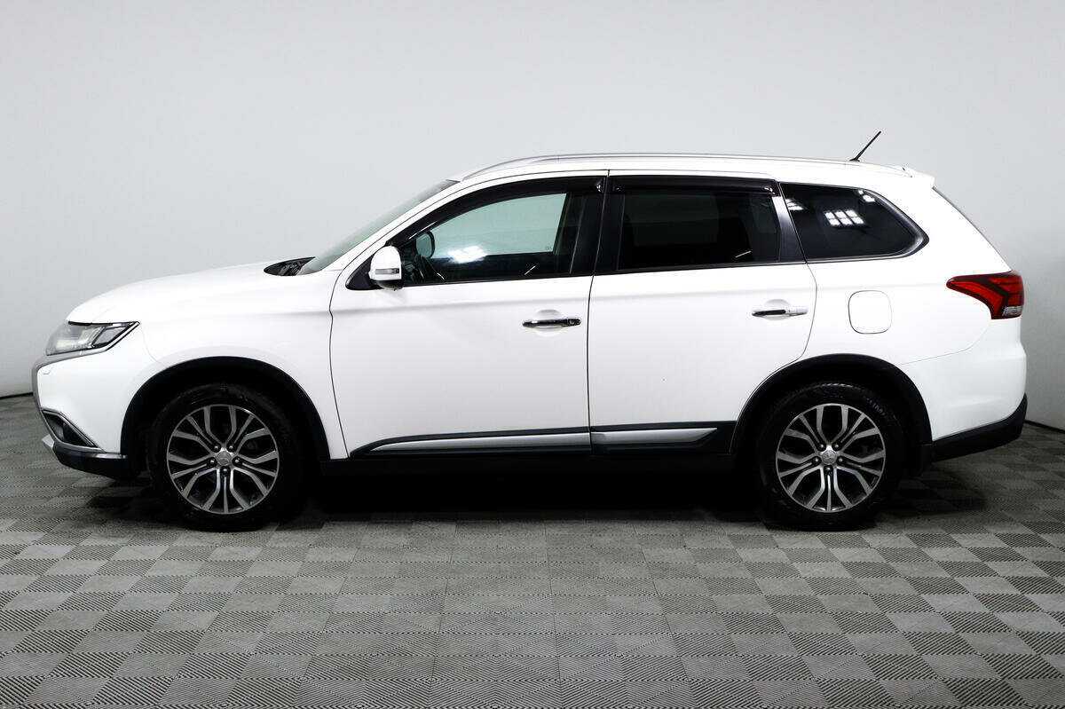 Mitsubishi Outlander 2016 года с пробегом. Фото: #7