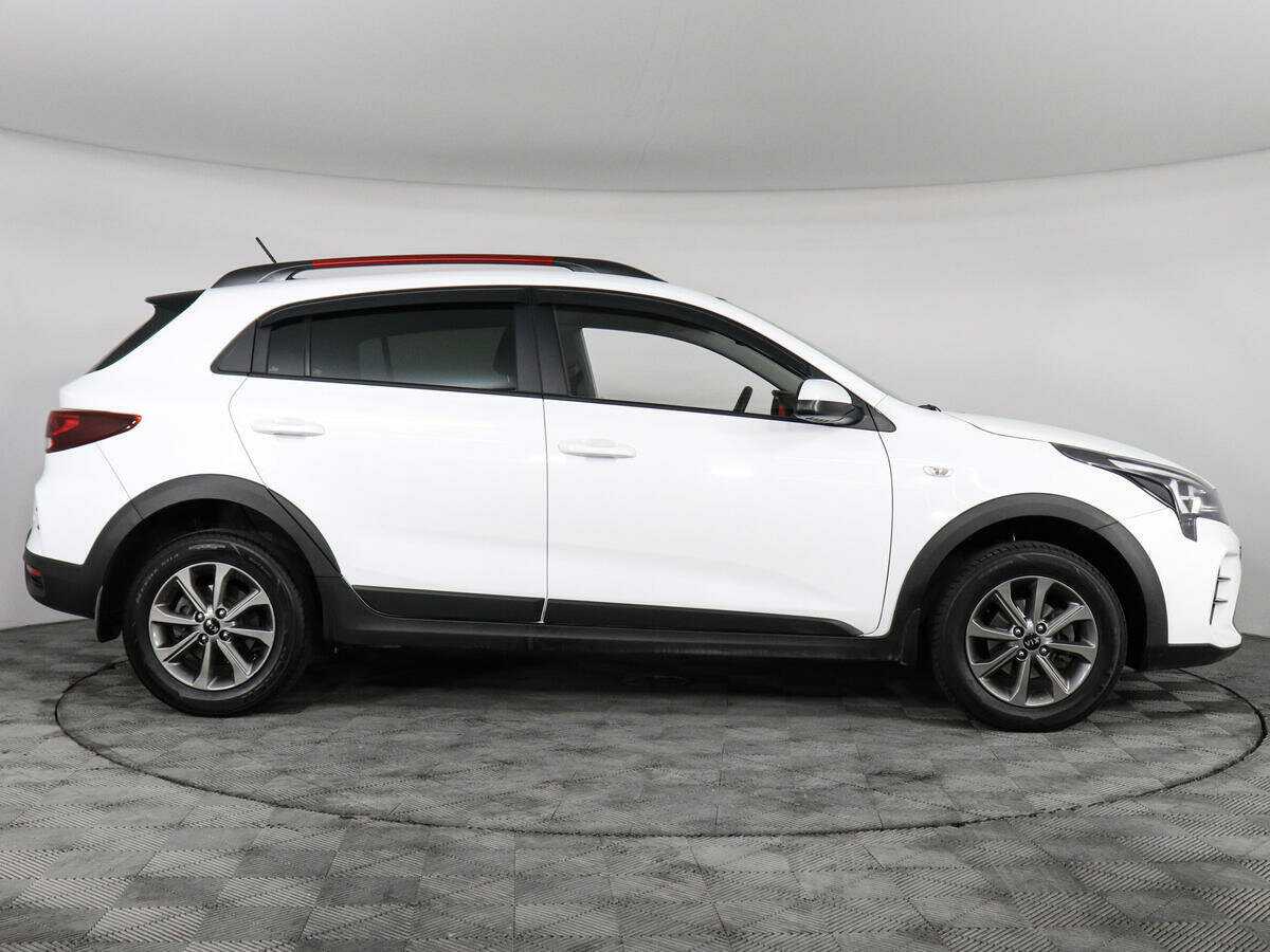 Б/У Киа Рио 2021 года. Фото: #3