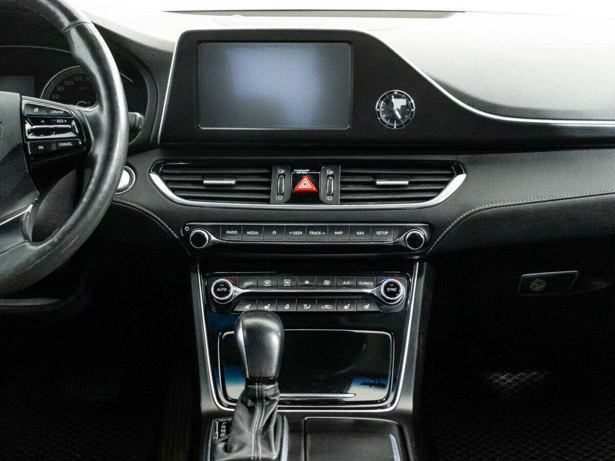 Hyundai Grandeur 2018 года с пробегом. Фото: #13