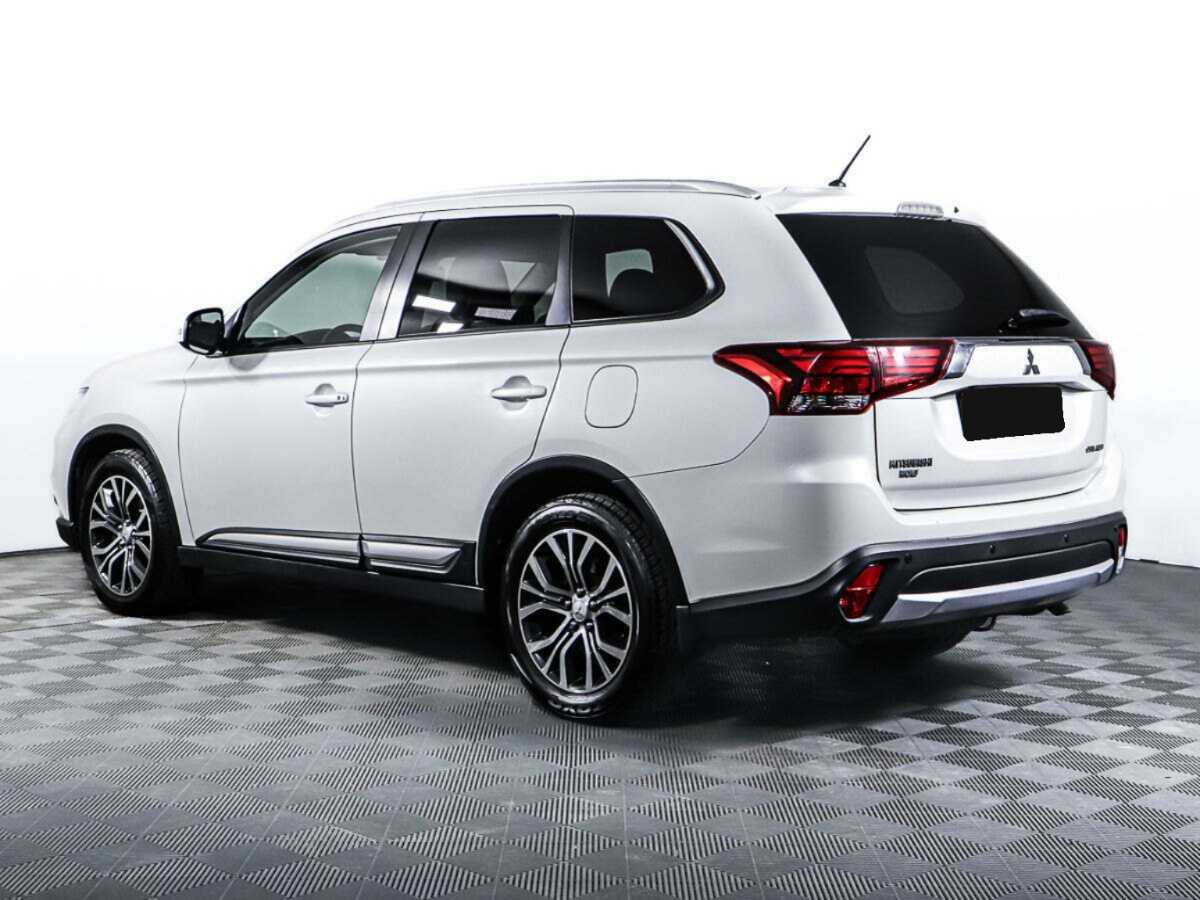 Mitsubishi Outlander 2016 года с пробегом. Фото: #6