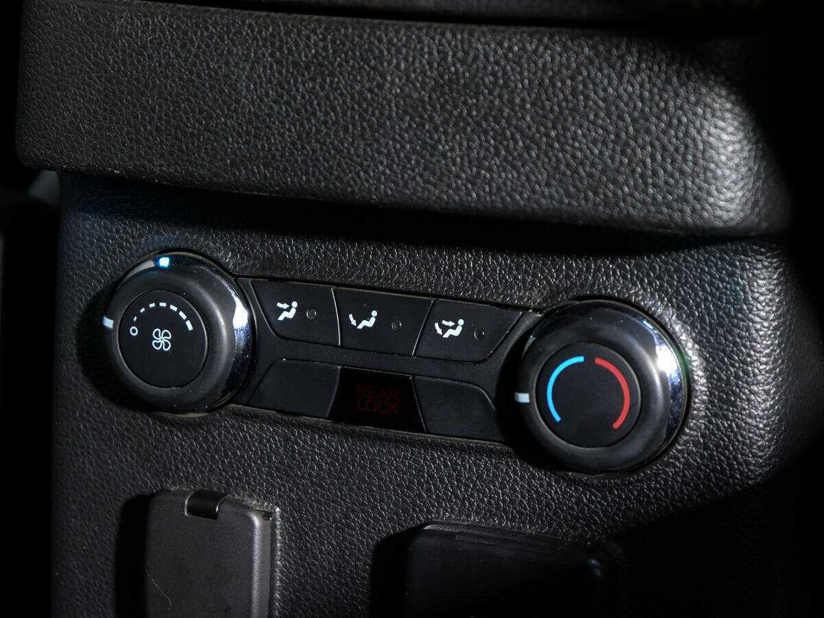 Ford Explorer 2014 года с пробегом. Фото: #14