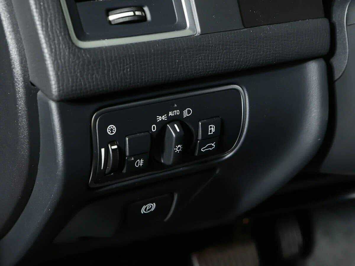 Volvo XC60 2017 года с пробегом. Фото: #18