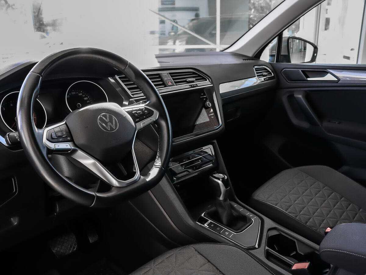 Volkswagen Tiguan 2021 года с пробегом. Фото: #8