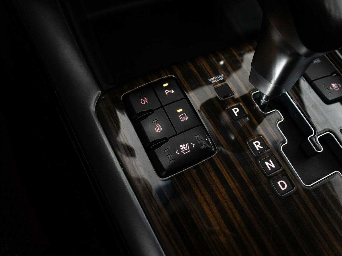 Kia Mohave 2018 года с пробегом. Фото: #19