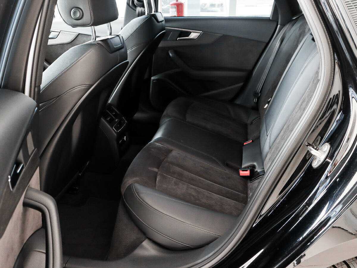 Audi A4 2019 года с пробегом. Фото: #10