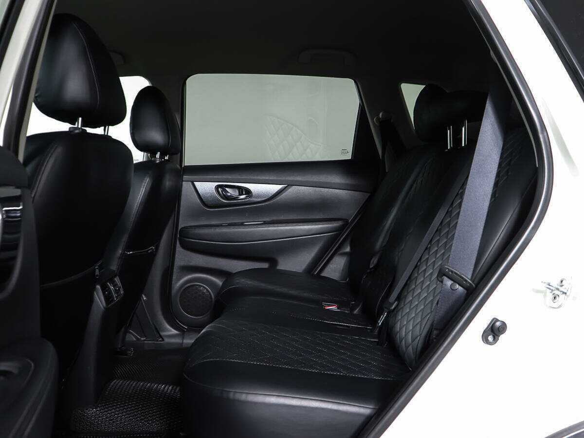 Б/У Ниссан Икс-Трейл 2016 года. Фото: #9