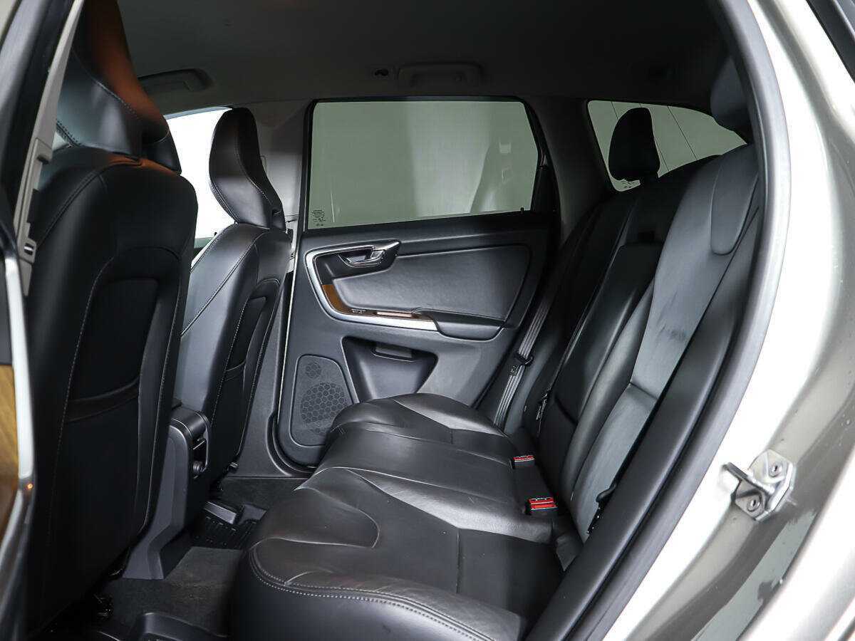 Volvo XC60 2015 года с пробегом. Фото: #9
