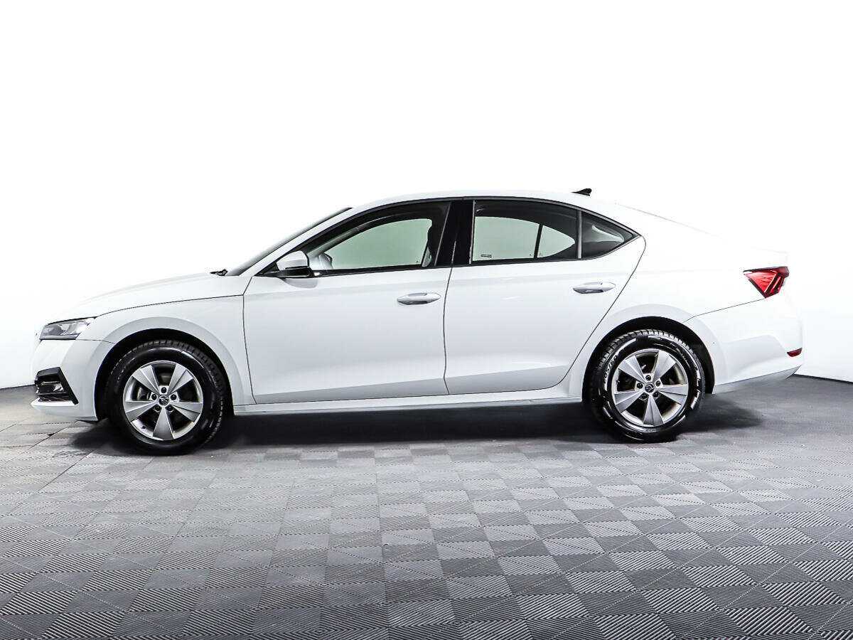 Б/У Шкода Октавия 2021 года. Фото: #6