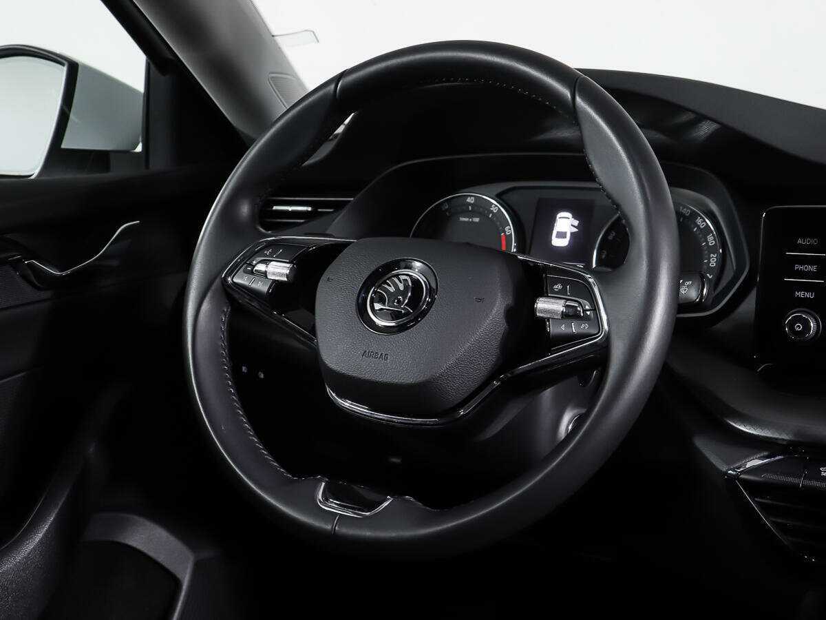 Б/У Шкода Октавия 2021 года. Фото: #13