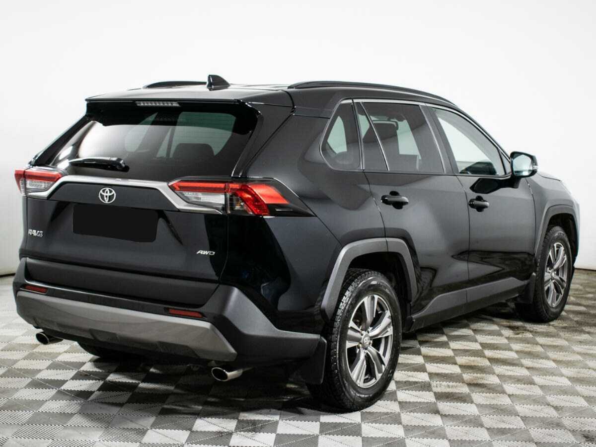 Toyota RAV4 2020 года с пробегом. Фото: #4