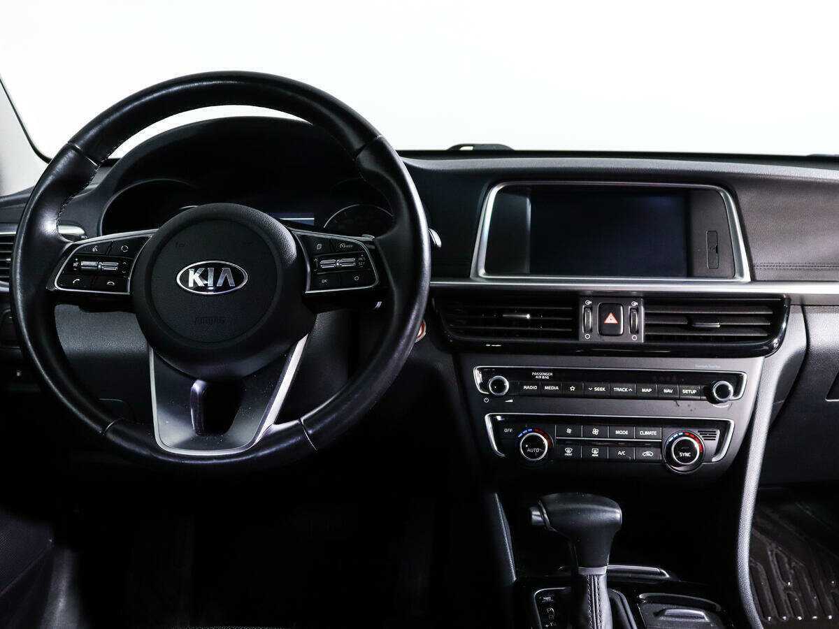 Б/У Киа Оптима 2019 года. Фото: #11