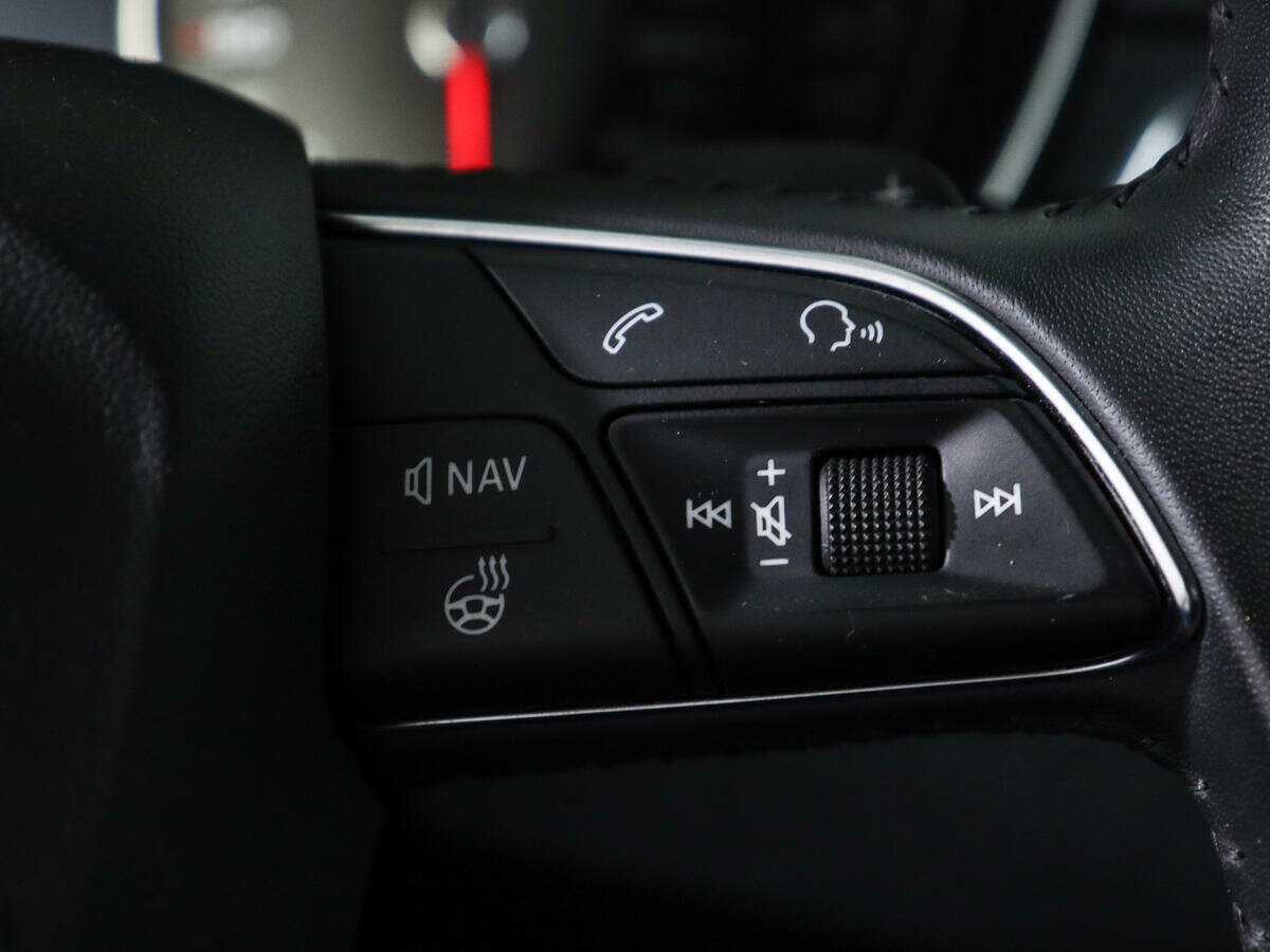 Audi A4 2017 года с пробегом. Фото: #17